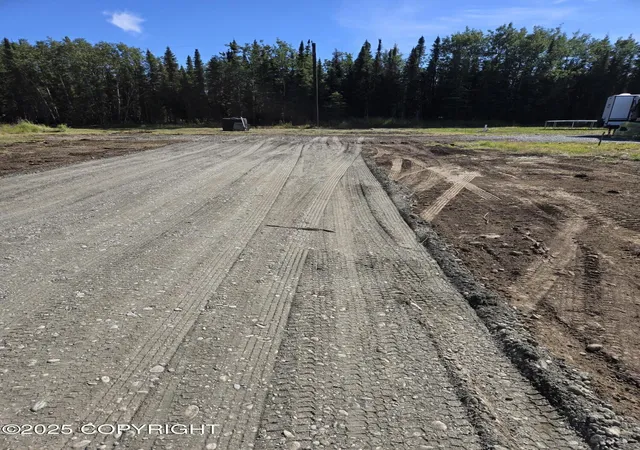Photo 3 of Sale Pending at 32395 Ruth Ln, Sterling, AK 99672 | MLS# 25-9230 | Listing updated on 2026-04-24