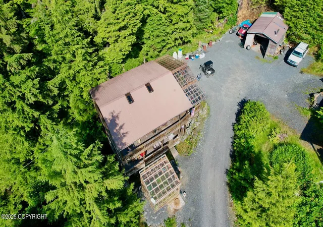 3rd image of 119 Sw Sea Otter Dr, Coffman Cove, AK 99918 | MLS# 25-9484