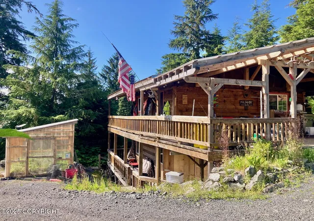 5th image of 119 Sw Sea Otter Dr, Coffman Cove, AK 99918 | MLS# 25-9484
