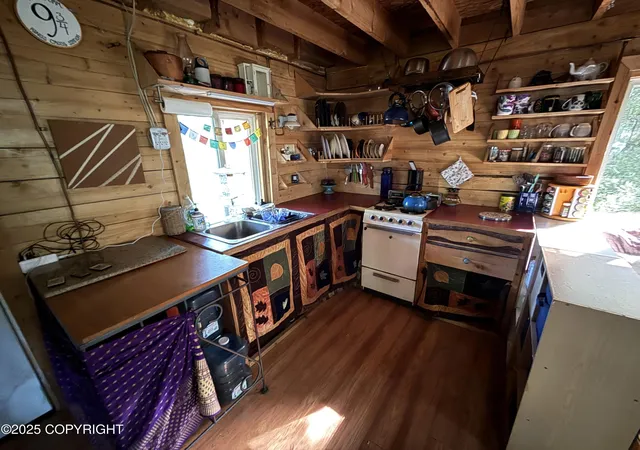 Photo 3 of Single family home for sale at 17146 E Dowd Cir, Talkeetna, AK 99676 | MLS# 25-9710 | Listing updated on 2026-08-26