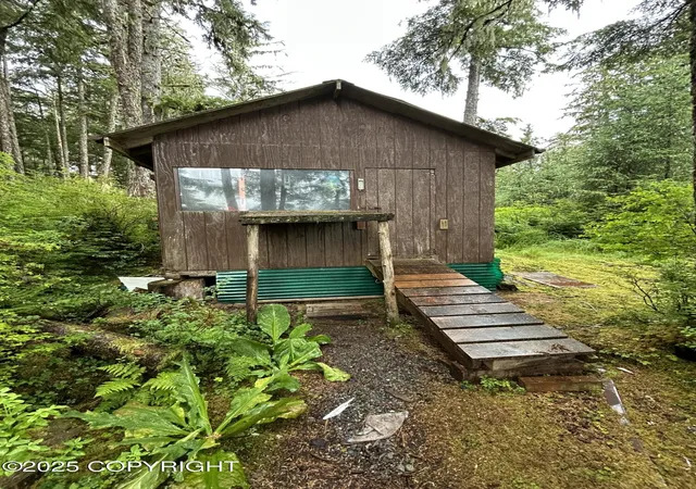 38th image of Lot 33 Kupreanof, Petersburg, AK 99833 | MLS# 25-10166