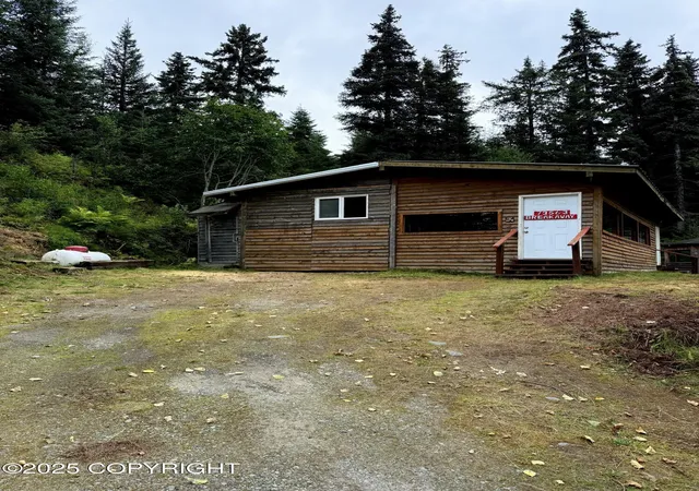 Homes for sale in Anchor Point, AK | 73549 Breakaway Rd, Anchor Point, AK 99556 | MLS# 25-11108