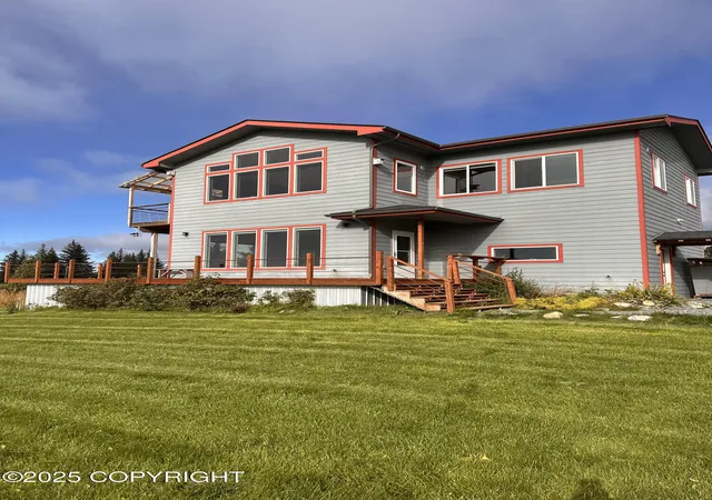Photo 3 of Single family home for sale at 60918 Skyline Dr, Homer, AK 99603 | MLS# 25-12147 | Listing updated on 2025-09-23