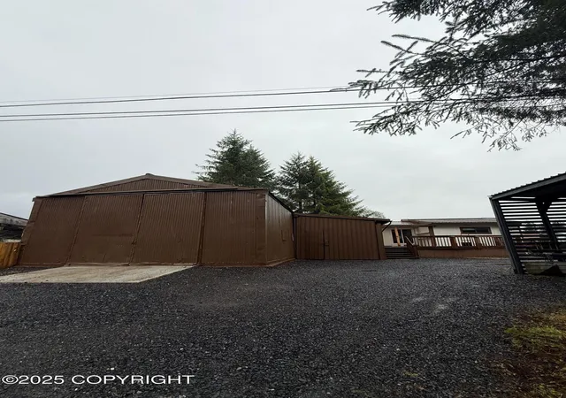 1st image of 118 S 6th St, Petersburg, AK 99833 | MLS# 25-12289