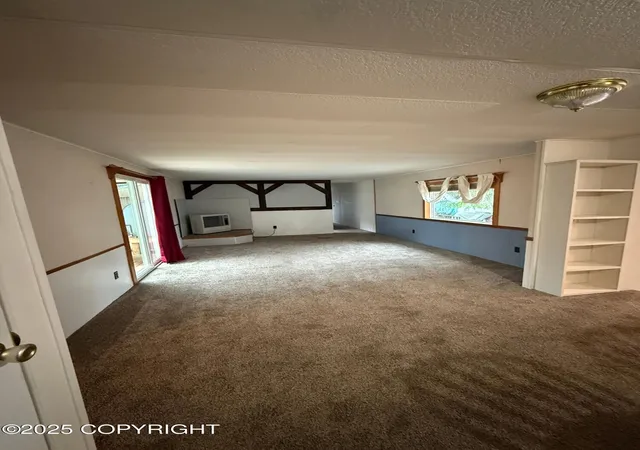 4th image of 118 S 6Th St, Petersburg, AK 99833 | MLS# 25-12289