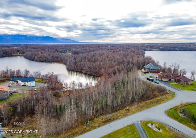 4th image of 6020 E Westview Cir, Wasilla, AK 99654 | MLS# 25-13235