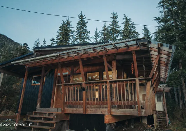 1st image of 725 D Mitkof Hwy, Petersburg, AK 99833 | MLS# 25-14062