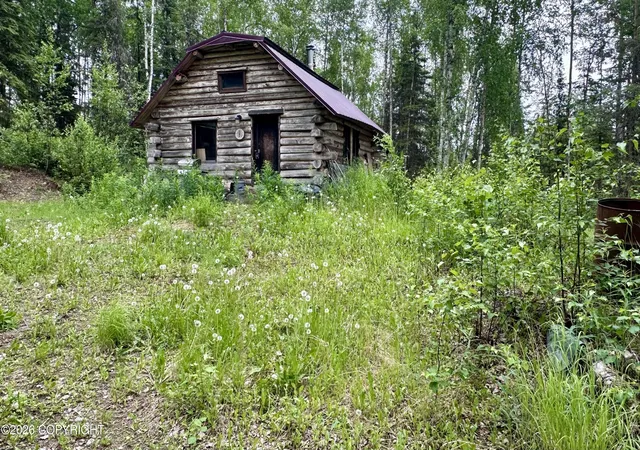 Photo 3 of Single family home for sale at 21515 W Loc Lohmand Dr, Big Lake, AK 99652 | MLS# 25-14300 | Listing updated on 2026-07-01