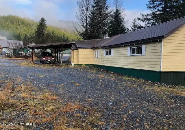 Photo 2 of Single family home for sale at 824 Lake Ave, Cordova, AK 99574 | MLS# 25-14409 | Listing updated on 2025-12-01