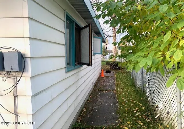 Homes for sale in Anchorage, AK | 511 N Flower St, Anchorage, AK 99508 | MLS# 25-14433