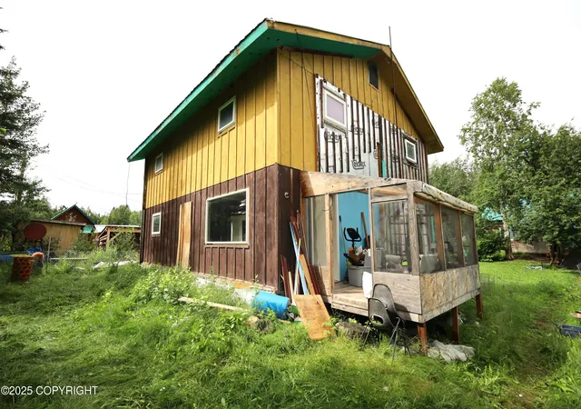 Photo 2 of Single family home for sale at 49 Mespelt St, Mc Grath, AK 99627 | MLS# 25-14663 | Listing updated on 2025-12-10