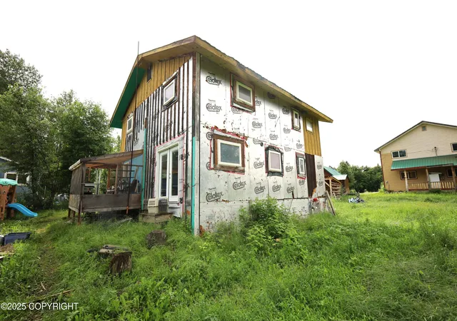 Photo 3 of Single family home for sale at 49 Mespelt St, Mc Grath, AK 99627 | MLS# 25-14663 | Listing updated on 2025-12-10