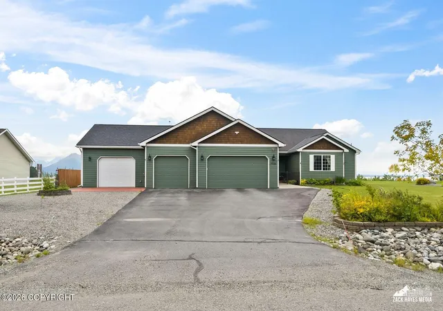 Homes for sale in Wasilla, AK | 7726 W Overview Cir, Wasilla, AK 99623 | MLS# 26-8289