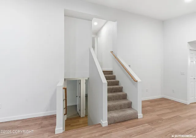 5th image of 800 W 21St Ave, Anchorage, AK 99503 | MLS# 26-253
