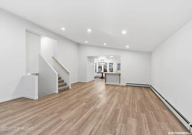 2nd image of 800 W 21st Ave, Anchorage, AK 99503 | MLS# 26-253