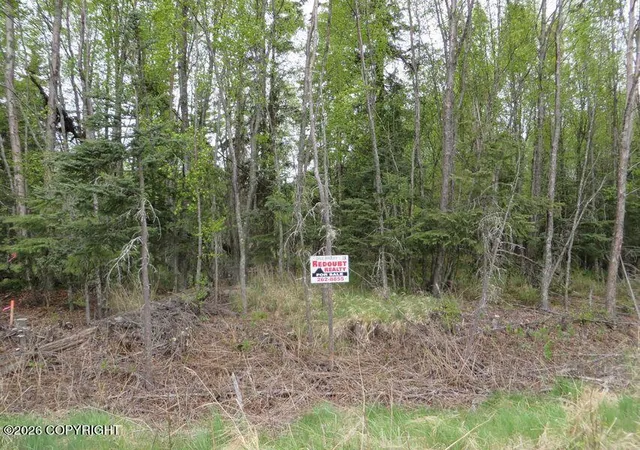 Homes for sale in Kenai, AK | 2710 Wildwood Dr, Kenai, AK 99611 | MLS# 26-498