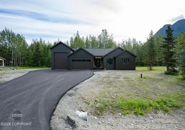 Photo 3 of Single family home for sale at 5971 S Gates St, Palmer, AK 99645 | MLS# 26-5811 | Listing updated on 2026-08-26