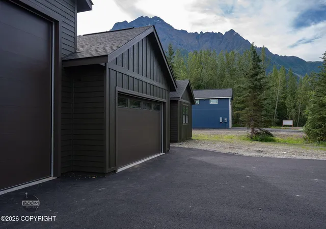 Photo 4 of Single family home for sale at 5971 S Gates St, Palmer, AK 99645 | MLS# 26-5811 | Listing updated on 2026-08-26