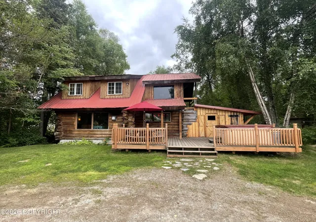 Homes for sale in Talkeetna, AK | 23282 S Talkeetna Spur Rd, Talkeetna, AK 99676 | MLS# 26-1184