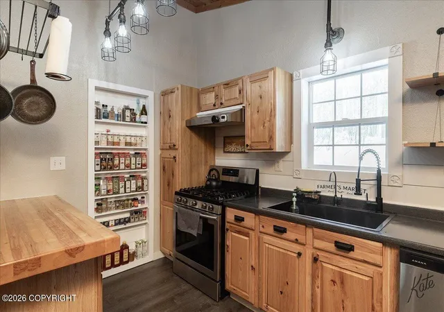 3rd image of 691 Steele Creek Rd, Fairbanks, AK 99712 | MLS# 26-2052