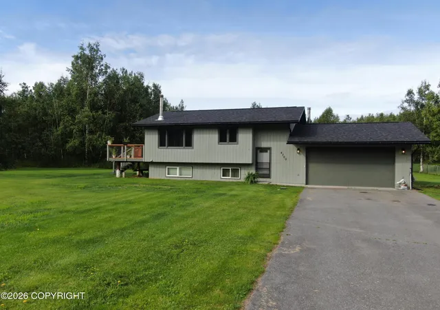 Photo 1 of Single family home for sale at 4700 S Canter Cir, Wasilla, AK 99654 | MLS# 26-11078 | Listing updated on 2026-08-31