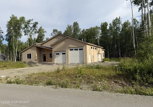 Photo 1 of Single family home for sale at 4751 W Monument Cir, Wasilla, AK 99654 | MLS# 26-1627 | Listing updated on 2026-09-21