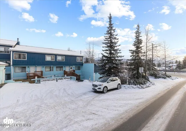 Homes for sale in Anchorage, AK | 1265 Norman St #1, Anchorage, AK 99504 | MLS# 26-4283