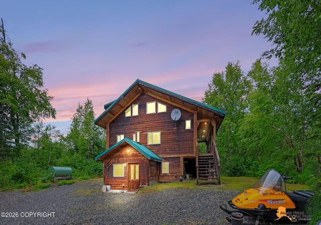 Homes for sale in Talkeetna, AK | 22223 S Jefferson St, Talkeetna, AK 99676 | MLS# 26-2179