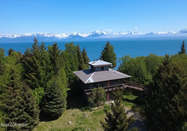 Homes for sale in Homer, AK | 3125 Kachemak Dr, Homer, AK 99603 | MLS# 26-2703