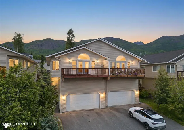 Homes for sale in Eagle River, AK | 20713 Mountain Vista Dr, Eagle River, AK 99577 | MLS# 26-4660