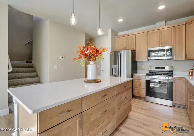 Photo 4 of Single family home for sale at 5982 Takotna Loop, Anchorage, AK 99504 | MLS# 26-2072 | Listing updated on 2026-10-05