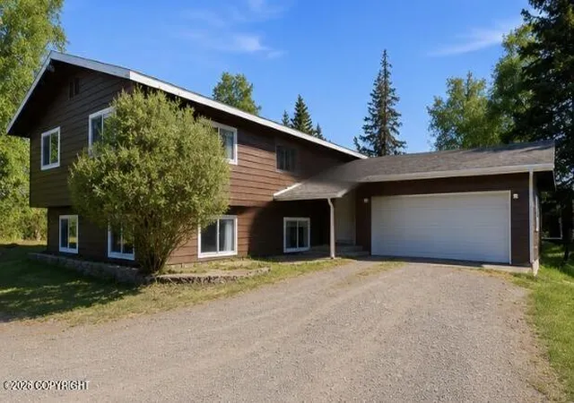 Homes for sale in Soldotna, AK | 36565 Pine St, Soldotna, AK 99669 | MLS# 26-2210