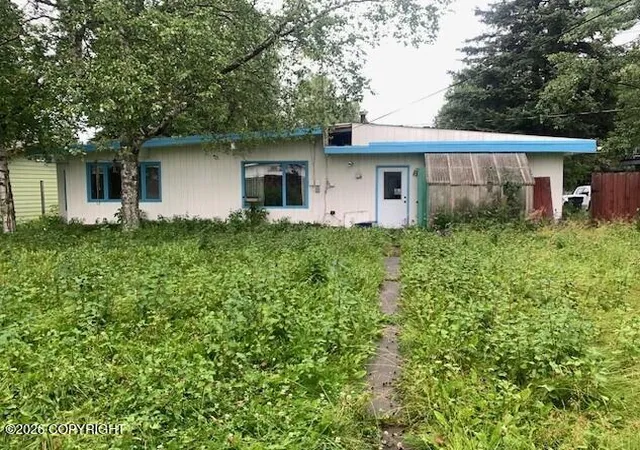 Photo 3 of Sale Pending at 1200 Southampton Dr, Anchorage, AK 99503 | MLS# 26-2180 | Listing updated on 2026-09-09