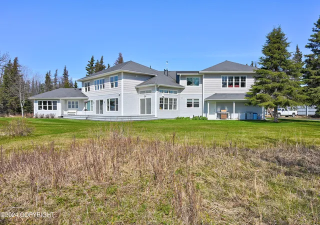 4th image of 35341 Kalifornsky Beach Rd, Kenai, AK 99611 | MLS# 26-2296
