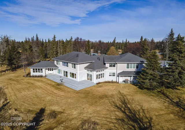 5th image of 35341 Kalifornsky Beach Rd, Kenai, AK 99611 | MLS# 26-2296