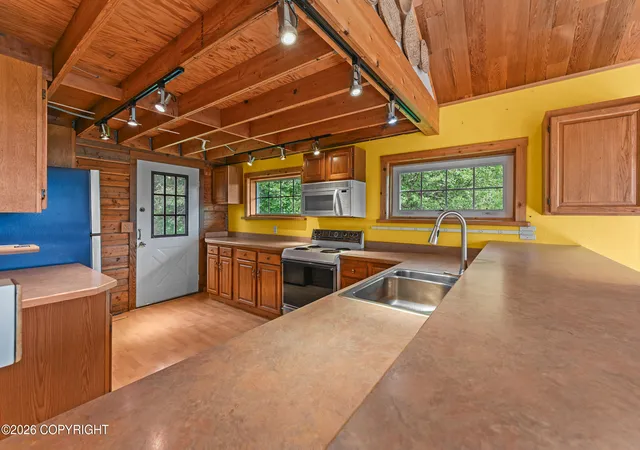 3rd image of 17000 E T And T Ln, Palmer, AK 99645 | MLS# 26-2577