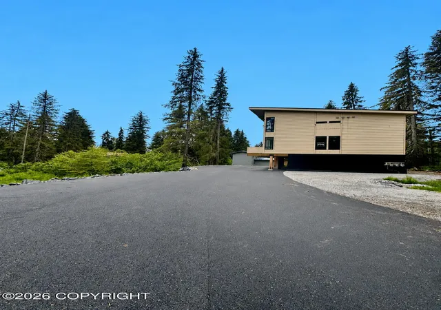 Homes for sale in Girdwood, AK | 1538 Alyeska Hwy #5, Girdwood, AK 99587 | MLS# 26-2618