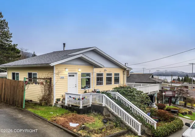 Homes for sale in Ketchikan, AK | 830 Jackson St, Ketchikan, AK 99901 | MLS# 26-2683