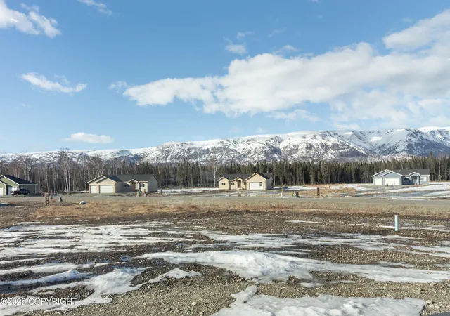 5th image of 613 W Birdnest Dr, Wasilla, AK 99654 | MLS# 26-2671