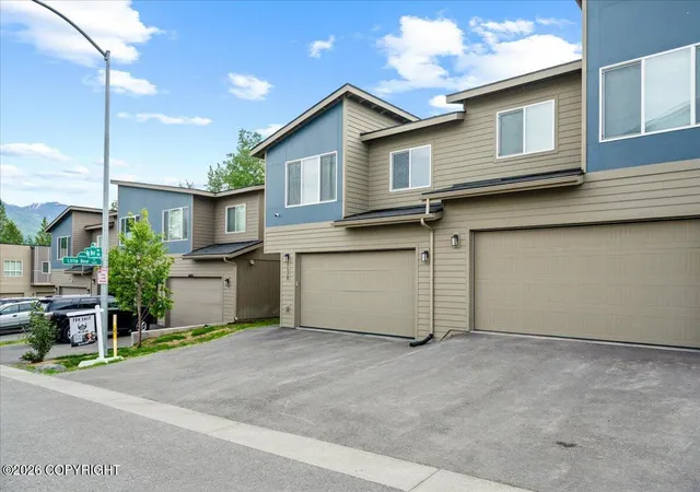 Homes for sale in Anchorage, AK | 5530 Big Bear Wy #13, Anchorage, AK 99504 | MLS# 26-8393