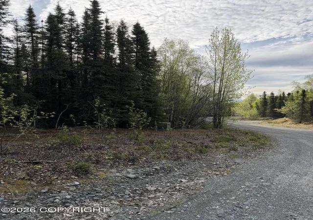 2nd image of 32664 Strauss Ct, Soldotna, AK 99669 | MLS# 26-2791