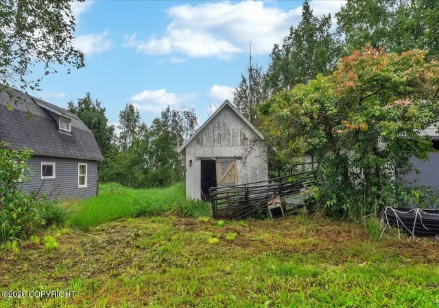 Photo 4 of Single family home for sale at 22970 Needels Loop, Chugiak, AK 99567 | MLS# 26-3138 | Listing updated on 2026-08-27