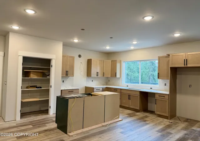 Photo 3 of Single family home for sale at 6283 Blackberry St, Anchorage, AK 99502 | MLS# 26-3008 | Listing updated on 2026-08-05