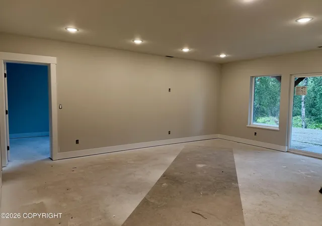 Photo 4 of Single family home for sale at 6283 Blackberry St, Anchorage, AK 99502 | MLS# 26-3008 | Listing updated on 2026-08-05
