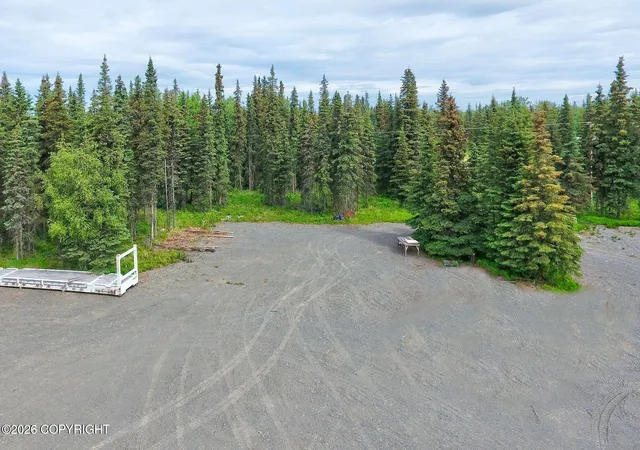 4th image of 37201 Ohana Cir, Kenai, AK 99611 | MLS# 26-3003
