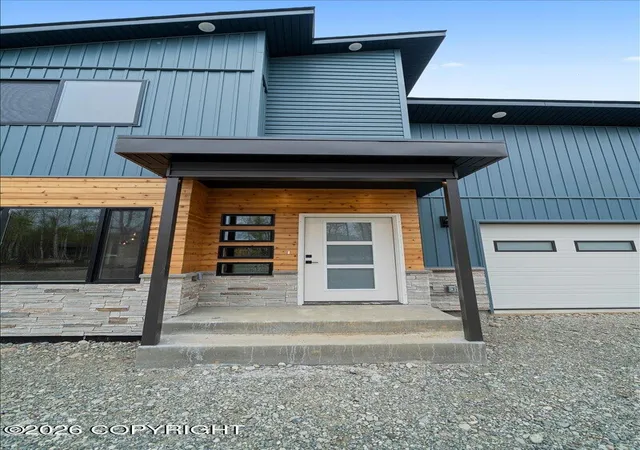 3rd image of 7404 N Paw St, Wasilla, AK 99654 | MLS# 26-3059