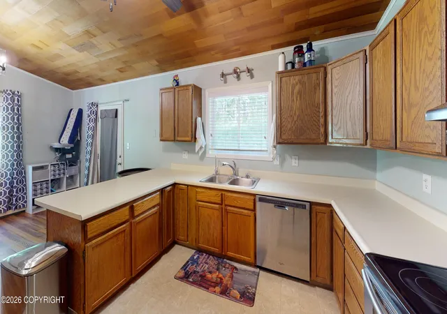 5th image of 270 Terrace Dr, Fairbanks, AK 99712 | MLS# 26-3292