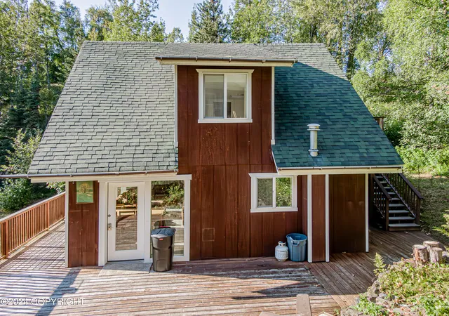 Photo 3 of Multi family home for sale at 36420 Northern Lights Blvd, Soldotna, AK 99669 | MLS# 26-3456 | Listing updated on 2026-04-08