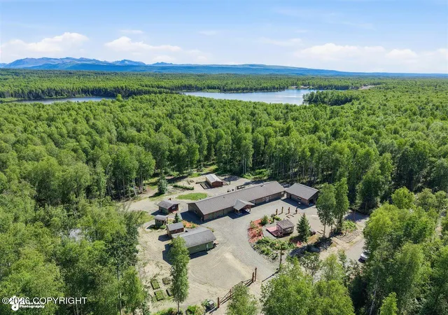 Photo 4 of Single family home for sale at 47767 S Brower Pl, Willow, AK 99688 | MLS# 26-3466 | Listing updated on 2026-07-25