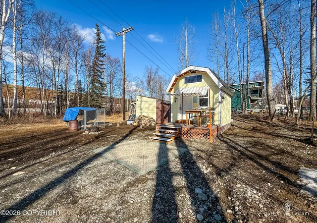 Photo 1 of Sale Pending at 1745 W Lucille Dr, Wasilla, AK 99654 | MLS# 26-4223 | Listing updated on 2026-06-07